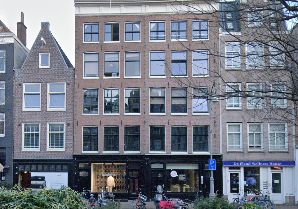 KroesePaternotte begeleidt eigenaar bij verhuur winkelruimte aan MISCELLANEOUS in Amsterdam