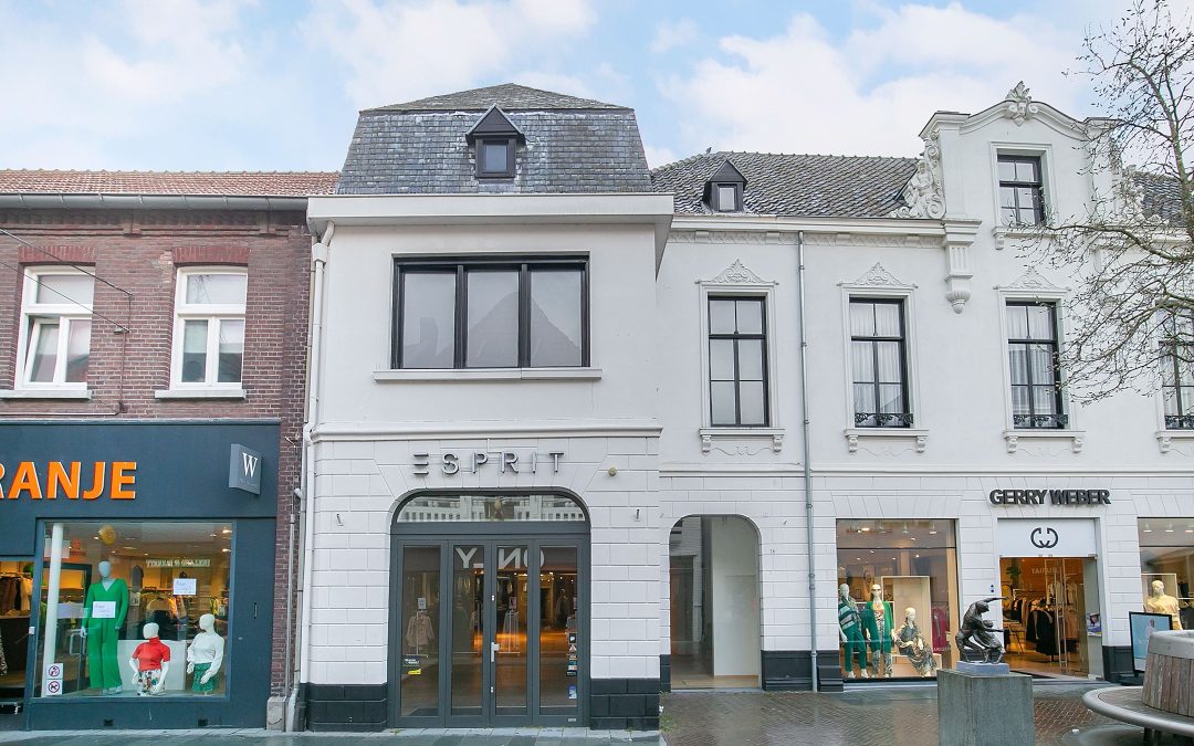 Venray, Grotestraat 26-28
