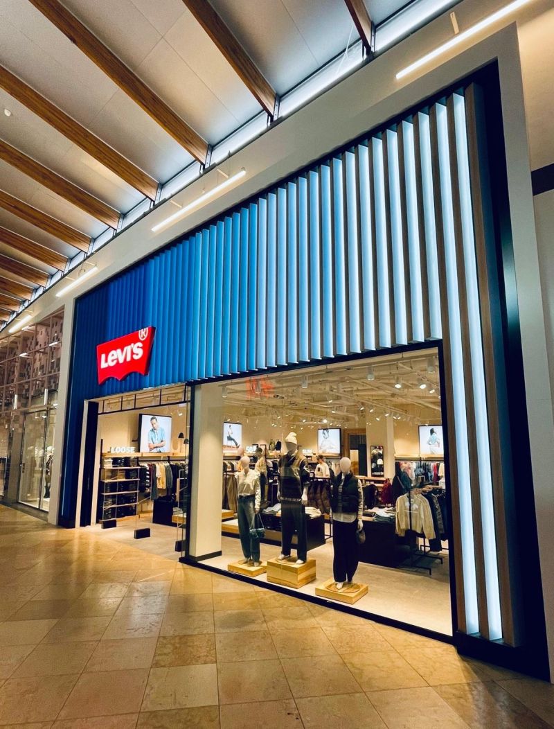 Levis